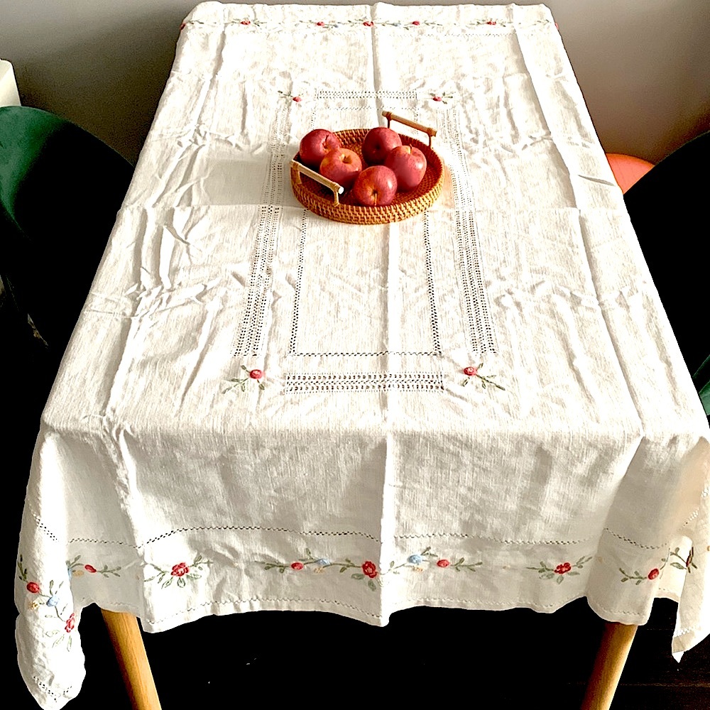 Gifts for Mom 🌸✨ 🪻April Cornell Table Linen